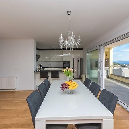 Penthouse Jure Apartment Makarska Exterior photo
